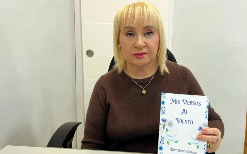 Katy Torres Dorado lanza su tercer poemario: sensibilidad y romanticismo en cada verso