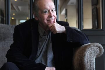 Diego A. Manrique, 50 años de periodismo musical: “Es muy peligroso ser íntimo de los artistas”