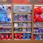 El alienígena multimillonario de Disney: la ‘Stitchmanía’ rompe la taquilla y llena tiendas de ropa y fiestas populares