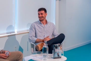 Javier Marco García debuta con una obra que invita a vivir con autenticidad y propósito