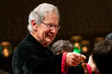 John Eliot Gardiner, en su primer concierto en España tras su agresión a un músico: “Soy otra persona”