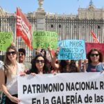 Trabajadores de la Galería de las Colecciones Reales se concentran para protestar por una posible reducción de puestos
