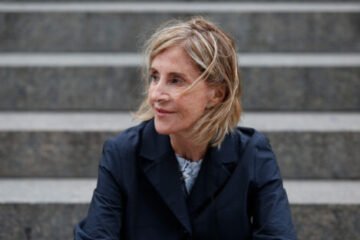 María Negroni: «El discurso largo pertenece a los militares; por eso prefiero el fragmento»