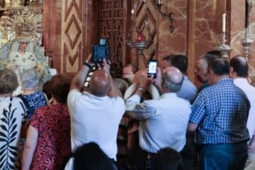 Los encargados del patrimonio de la Hermandad de la Macarena dimiten tras la polémica restauración