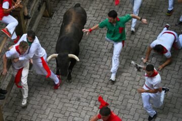 Quinto encierro de San Fermín | Los peligrosos toros de Jandilla protagonizan un quinto encierro limpio y rápido