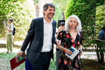 Urtasun presenta su plan estrella: 146 medidas para repensar la acción pública en la cultura