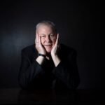Muere Bob Wilson, el gran visionario del teatro y la ópera de vanguardia, a los 83 años