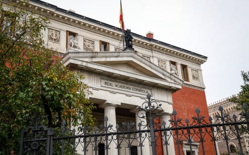 La RAE destapa sus heridas tras “el ataque más grave desde que hay memoria”