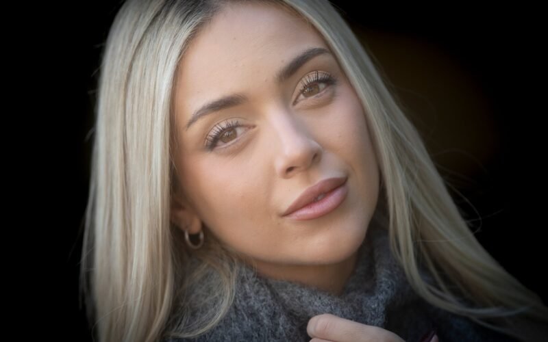 Ana Mena: “He picado mucha piedra como para creerme una estrella”