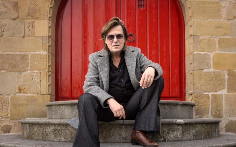 Nacho Vegas, un músico en lucha contra el fascismo: “Tenemos que combatirlo de todas las maneras posibles”