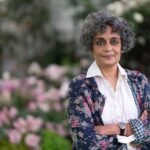 La escritora Arundhati Roy anula su presencia en la Berlinale tras la inhibición del jurado a condenar el genocidio en Gaza