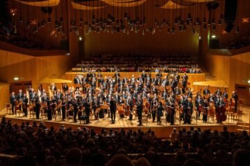 Teodor Currentzis triunfa con un Wagner para ‘dummies’