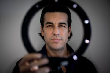 Mario Casas: «Sufrí una crisis casi existencial y di un cambio radical a mi vida. Dejé de fumar, de salir y me convertí en un tipo sano»