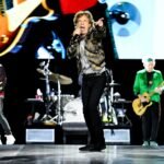“¿Quiénes demonios son The Cockroaches?”: el misterio de una nueva canción que apunta a los Rolling Stones