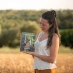 Helena Colinas Castellà revoluciona el mundo de la cocina consciente con ‘Historias para compartir/recetas veganas’