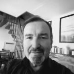 OLIVIER UBANELL FUSIONA EL REALISMO MÁGICO, EL EROTISMO Y LA CRÍTICA SOCIAL EN ‘PICANTE HISTORIA À LA FRANÇAISE’