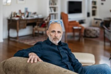 Joseph Cedar, cineasta israelí: “Rechazo financiación estatal con este Gobierno, pero veo muy problemático el boicot cultural”
