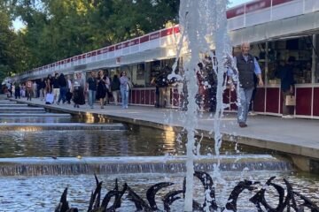 La Feria del Libro de Madrid cierra a las 15.00 y reabre de 17.00 a 18.00 horas