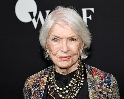 La actriz estadounidense Ellen Burstyn, León de Oro en el Festival de Venecia a toda su carrera