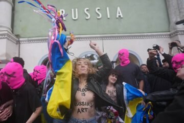 Bruselas corta los fondos a la Bienal de Venecia por la participación de Rusia
