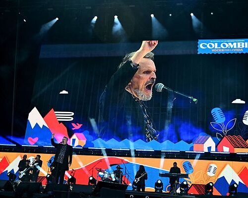 Karol G, Sebastián Yatra, Maluma y Miguel Bosé unen ritmos en un concierto solidario tras el terremoto en Colombia