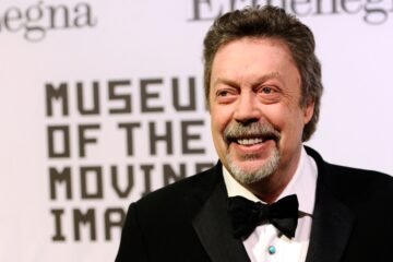 Muere a los 80 años el actor Tim Curry, la estrella de ‘The Rocky Horror Picture Show’