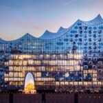 La Elbphilharmonie, el edificio que “todo el mundo adora”, afronta su décimo aniversario con un desfile de las mejores orquestas norteamericanas