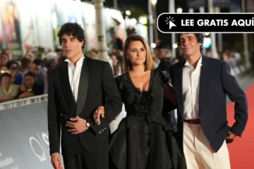 Los Javis, Penélope Cruz y los actores de ‘La bola negra’, aclamados en la alfombra roja