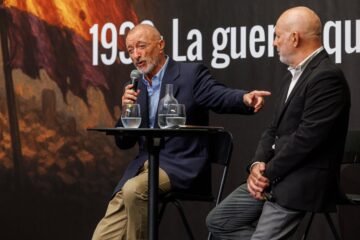 Arturo Pérez-Reverte: “La guerra civil, desgraciadamente, la seguimos teniendo”